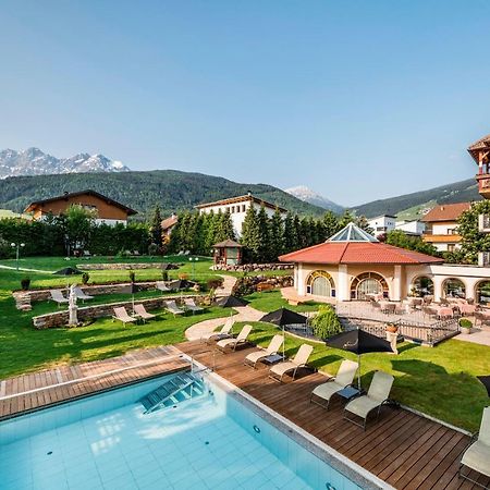 Mirabell Dolomites Hotel - Luxury Ayurveda & Spa Olang Buitenkant foto