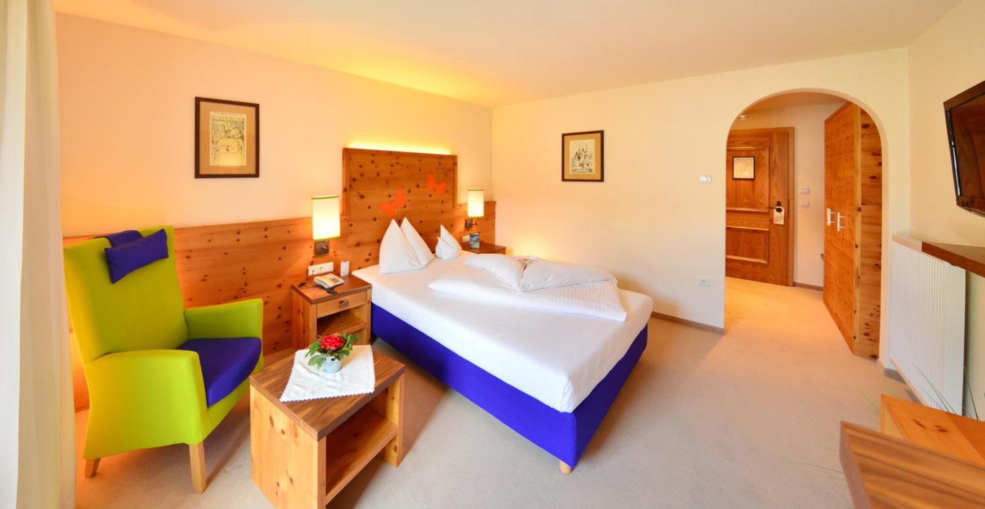 Mirabell Dolomites Hotel - Luxury Ayurveda & Spa Olang Buitenkant foto