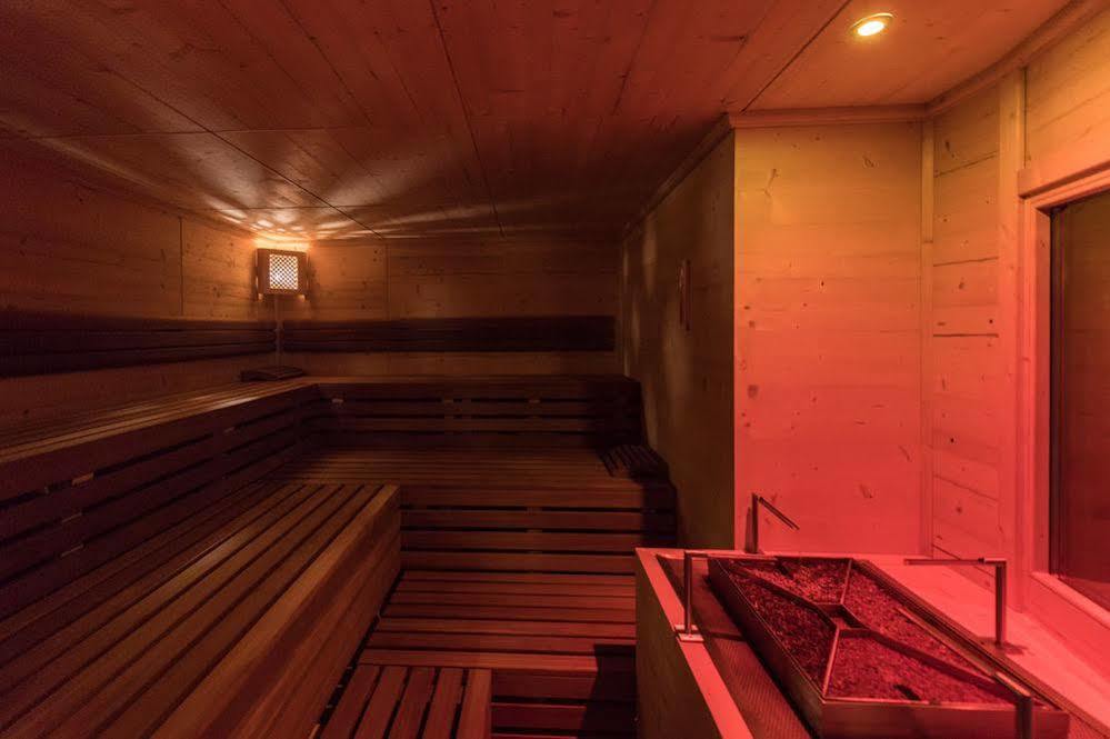 Mirabell Dolomites Hotel - Luxury Ayurveda & Spa Olang Buitenkant foto