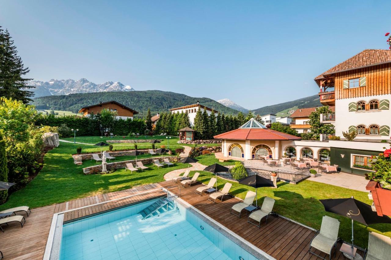 Mirabell Dolomites Hotel - Luxury Ayurveda & Spa Olang Buitenkant foto